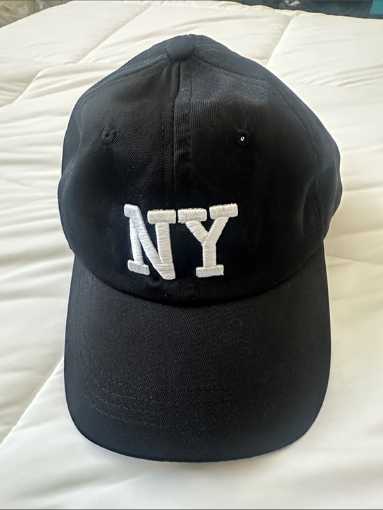 Other - Black Yankees Baseball Cap